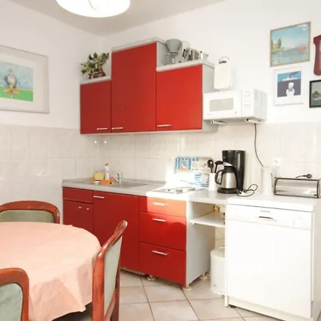 With A Parking Space - 7221 *