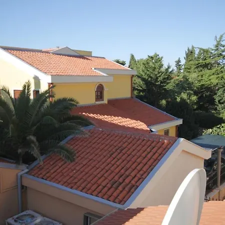 With A Parking Space - 7221 Apartman Medulin